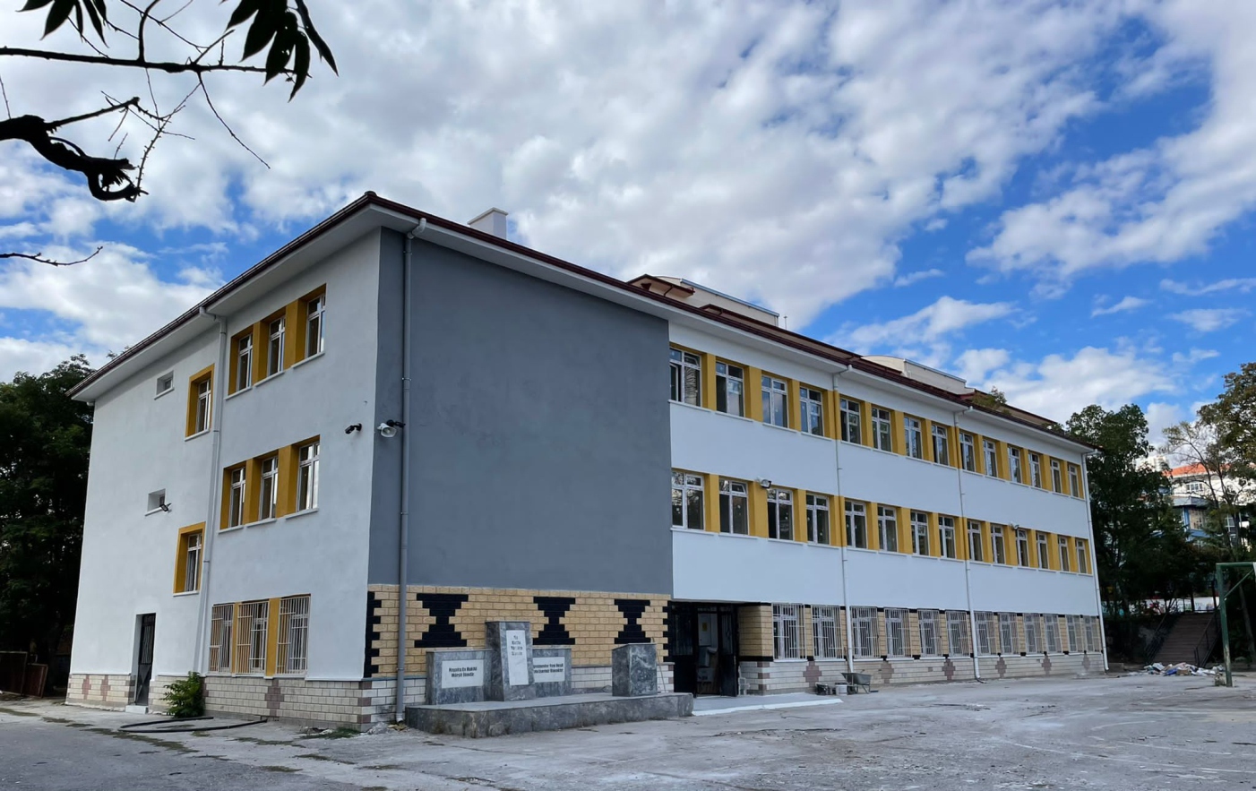 ANKARA M.E.B BAKANLIĞI OĞUZLAR İLKÖĞRETİM OKULU